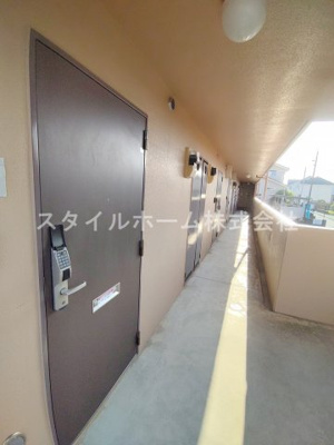 【玄関】 | エスペランスつつじが丘 | 玄関です