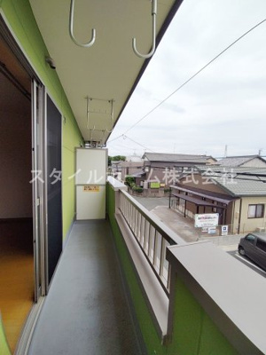 【バルコニー】 | プリエール | お洗濯にも便利なバルコニー付き