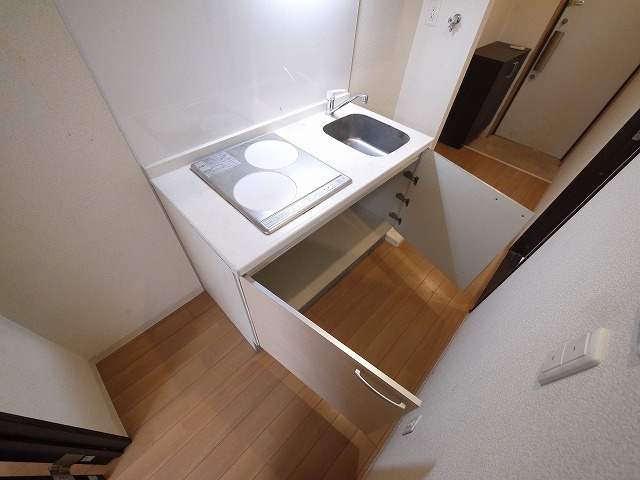 LA RIVIERE OKAMOTOのキッチン