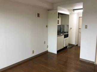 【洋室】 | ロマーヌ石岡第2 | ゆったりした洋室です