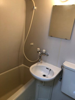 【浴室】 | ロマーヌ石岡第2 | 落ち着いた空間のお風呂です