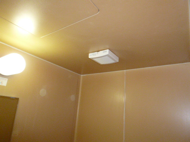 エルディム明日香の浴室