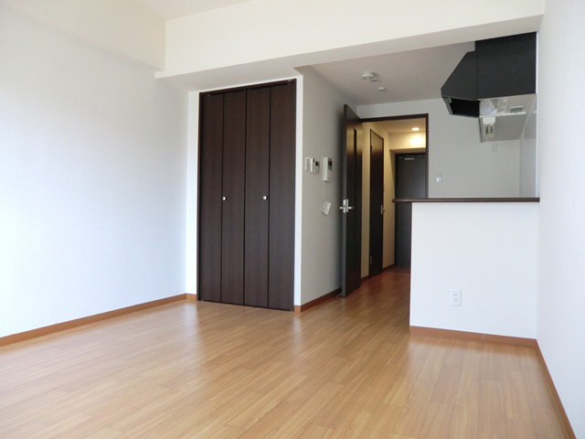 エクセレント上新20の洋室