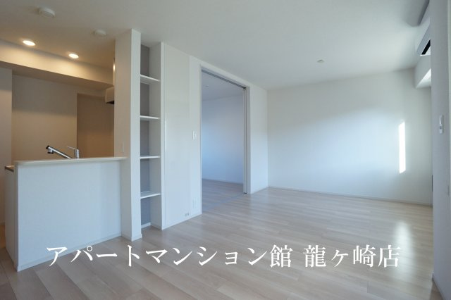 ローザ・ヴィレⅡの居間・リビング