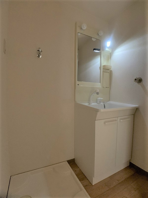 リヴェールドゥ　エスの独立洗面台