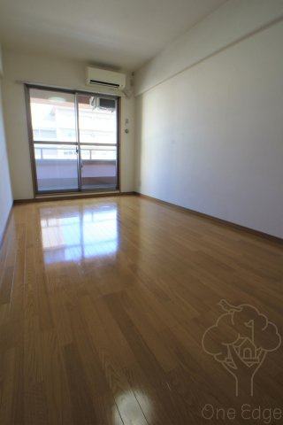 プルス塚本トゥレの内装