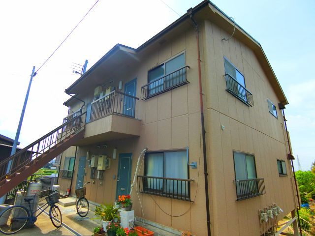 山本マンションの外観