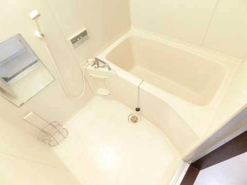 山本マンションの浴室