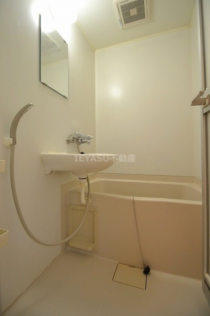 パール大宮の浴室