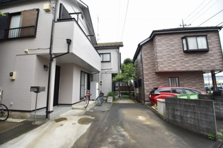 【外観】 | 現地見学や資料請求などお気軽にお問合わせ下さい。
周辺環境とあわせて現地ご案内致します。