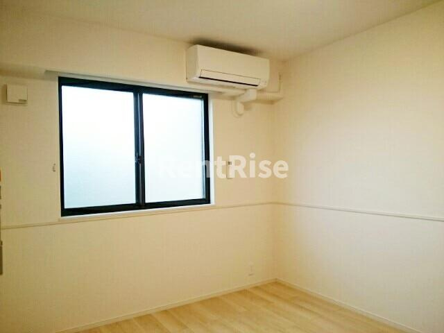 メゾン　カルムⅠの寝室