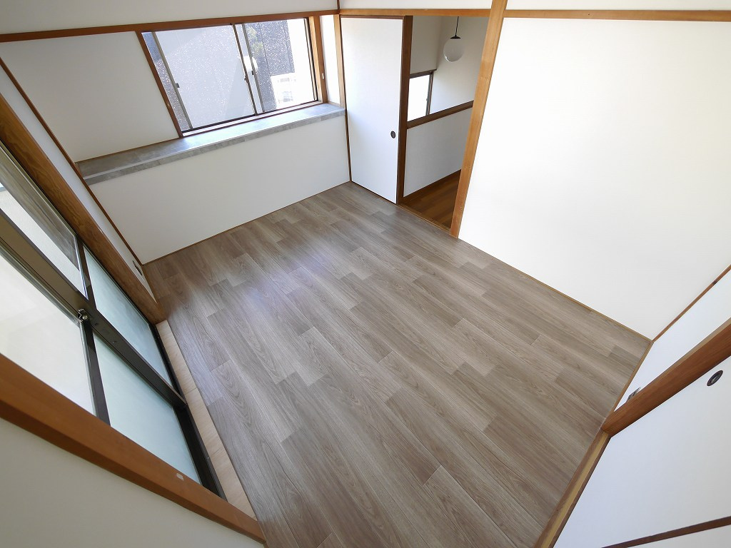 鈴蘭台西町戸建の寝室