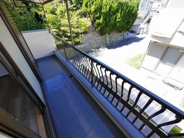 鈴蘭台西町戸建のバルコニー
