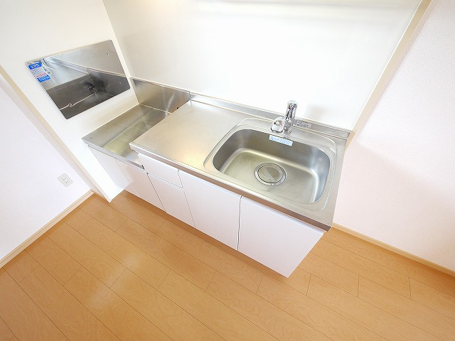 ヴィラージュ島田のキッチン|お料理しやすいキッチンです