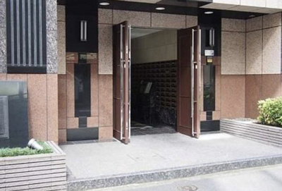 【エントランス】 | ガラ・ステージ京橋 | ガラ・ステージ京橋