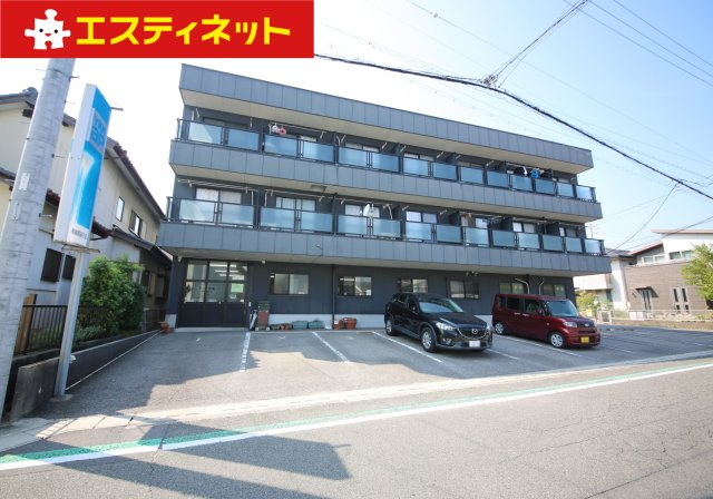 アルカサールの外観