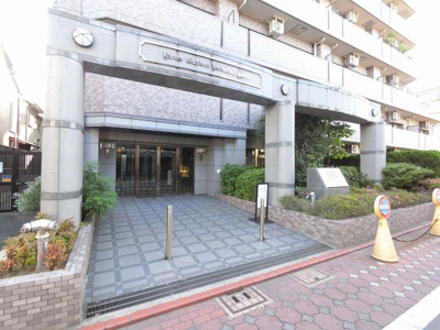 【エントランス】 | ライオンズガーデン蒲田東 | 京浜空港線「糀谷」駅徒歩6分・京急本線「京急蒲田」駅徒歩9分と2路線2駅利用可能な好立地！