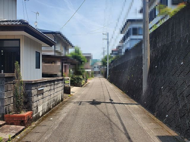 香南市野市町東佐古の前面道路含む現地写真