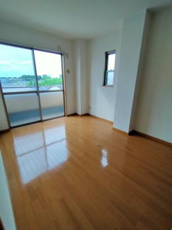 【寝室】 | グリーンゲイブルズ