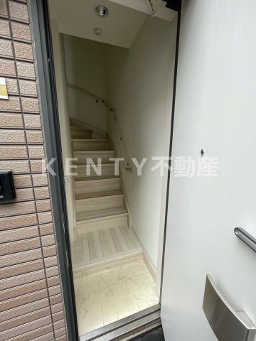 【玄関】 | タウンハウス大森 | シンプルで使いやすい玄関です