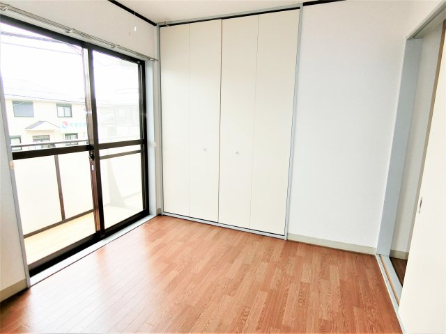 エルム大網の洋室