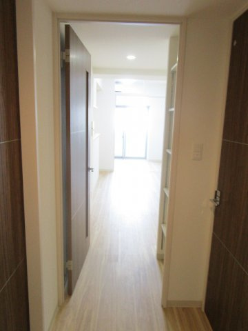 大阪市淀川区三津屋北３丁目の賃貸マンションの玄関