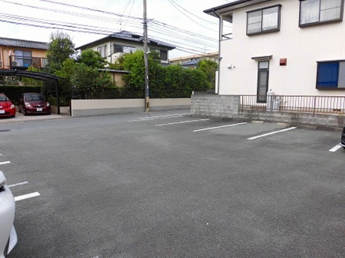熊本市東区御領３丁目のアパートの駐車場