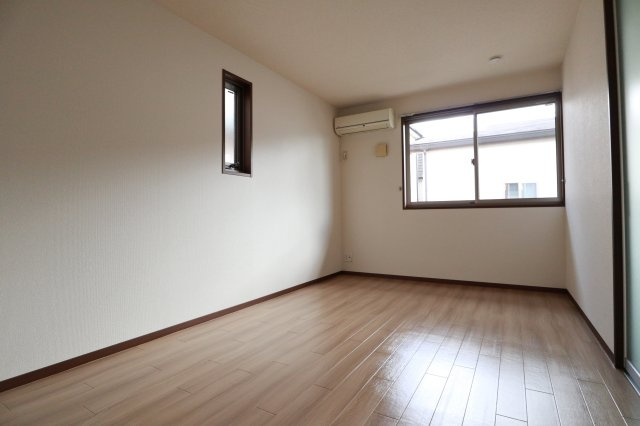 アザレアのその他