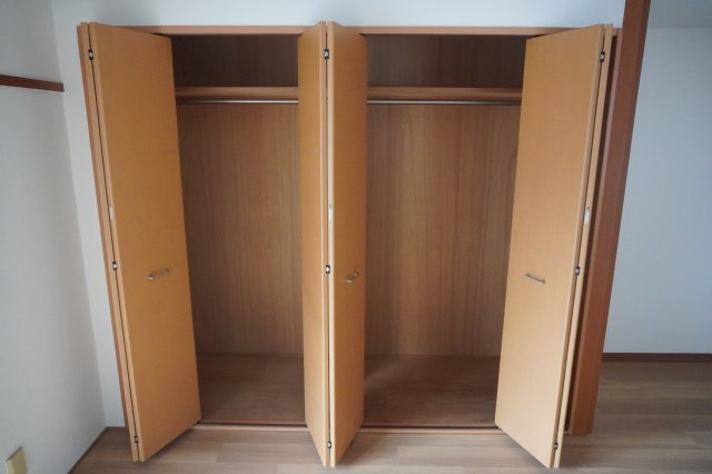 仲介手数料0！！G1ビル牧の里の収納