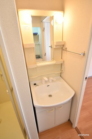マインズコム新北野　仲介手数料無料の洗面所