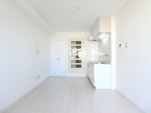 キューデンス21A棟の居間・リビング|同物件別部屋イメージ写真