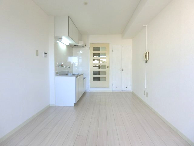 キューデンス21A棟の居間・リビング|同物件別部屋イメージ写真