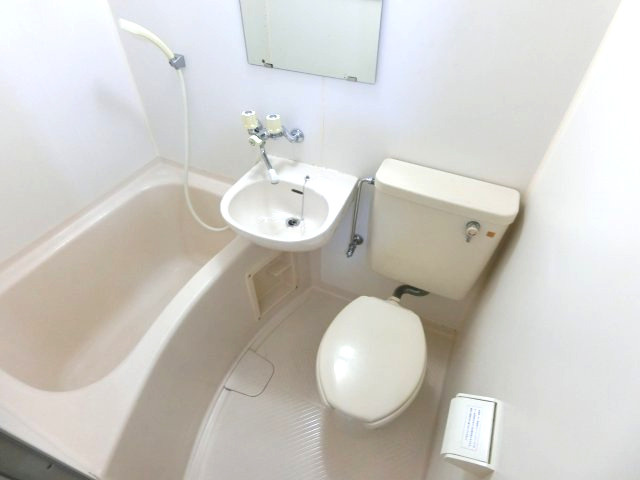 キューデンス21A棟の浴室|同物件別部屋イメージ写真
