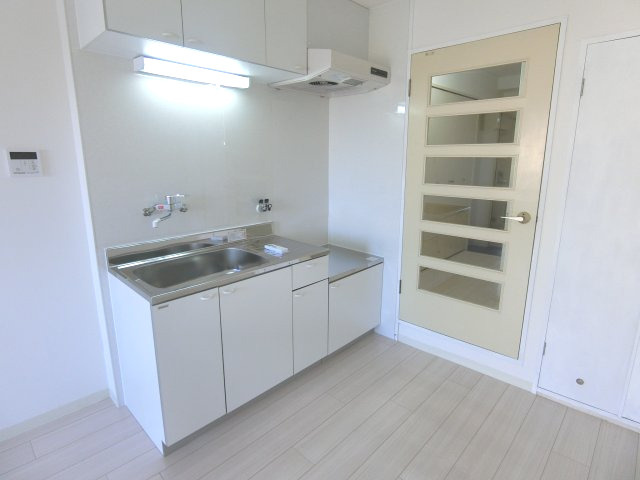 キューデンス21A棟のキッチン|同物件別部屋イメージ写真
