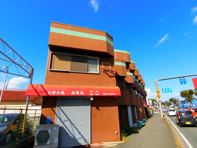 本松葉ビルの外観