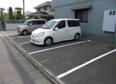 【駐車場】 | ハイグレード川辺II