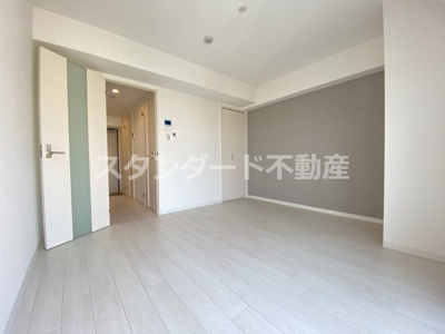 【居間・リビング】 | TOYOTOMI STAY PREMIUM 梅田Ⅲ