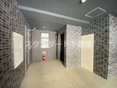 【エントランス】 | TOYOTOMI STAY PREMIUM 梅田Ⅲ