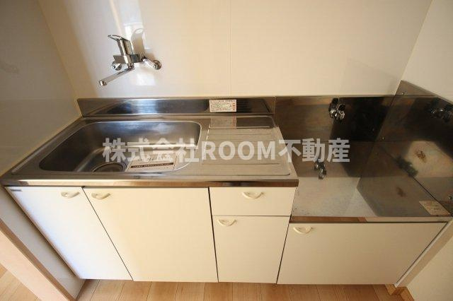 MスクエアⅥのキッチン|コンパクトなキッチンで掃除もラクラク