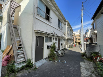 【エントランス】 | 日進荘