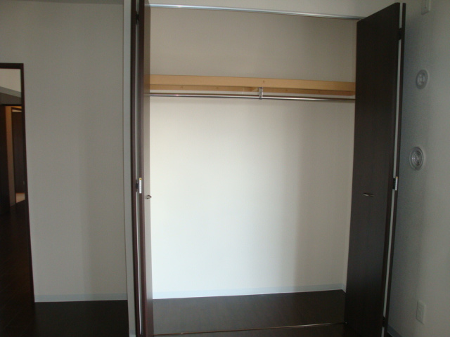 ビューテラス売布Ⅲ（View Terrace 売布Ⅲ）の収納