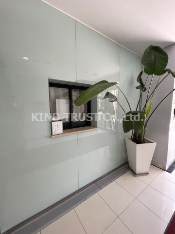 クリスタルブライト天満橋リバーサイドのロビー|建物の内部です