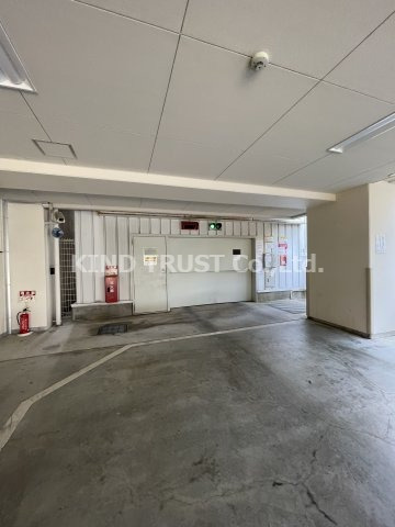 クリスタルブライト天満橋リバーサイドの駐車場|駐車スペースもあります