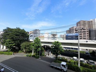 【展望】 | コスモ横浜大通公園 | ３階部分からの眺望です。
前面に建物がなく開放感◎