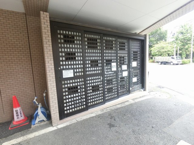 【その他共用部分】 | コスモ横浜大通公園 | ゴミ置場です。