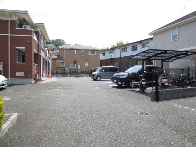 ヴィレッジハウスⅠの駐車場