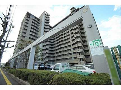 【外観】 | ロイヤルクリスタル光南 | 【耐震性】
耐震性の高さを判断するポイントは、
建築確認申請日が1981年6月1日以降の
新耐震基準に適合しているかどうか。
震度６程度の大地震でも
建物が崩壊しないレベルが基準になりました。