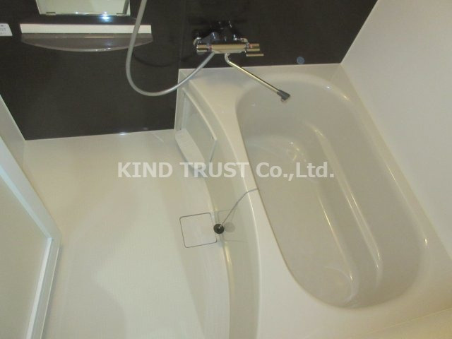 ジュームナンモリの浴室|日々の疲れを癒すお風呂付です