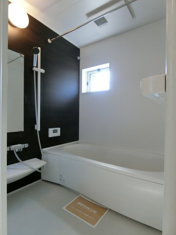 アイリスYの浴室