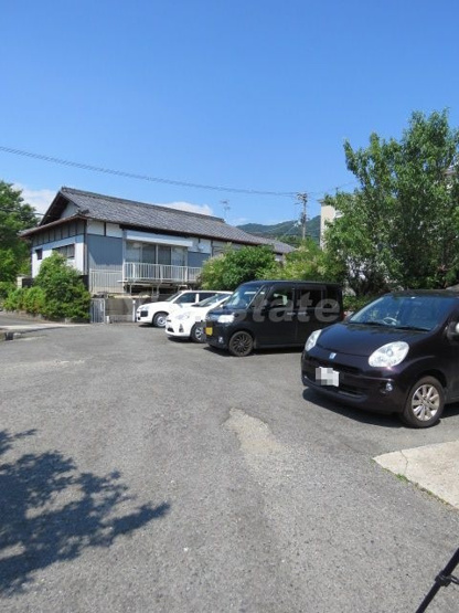 【駐車場】 | メゾン信貴